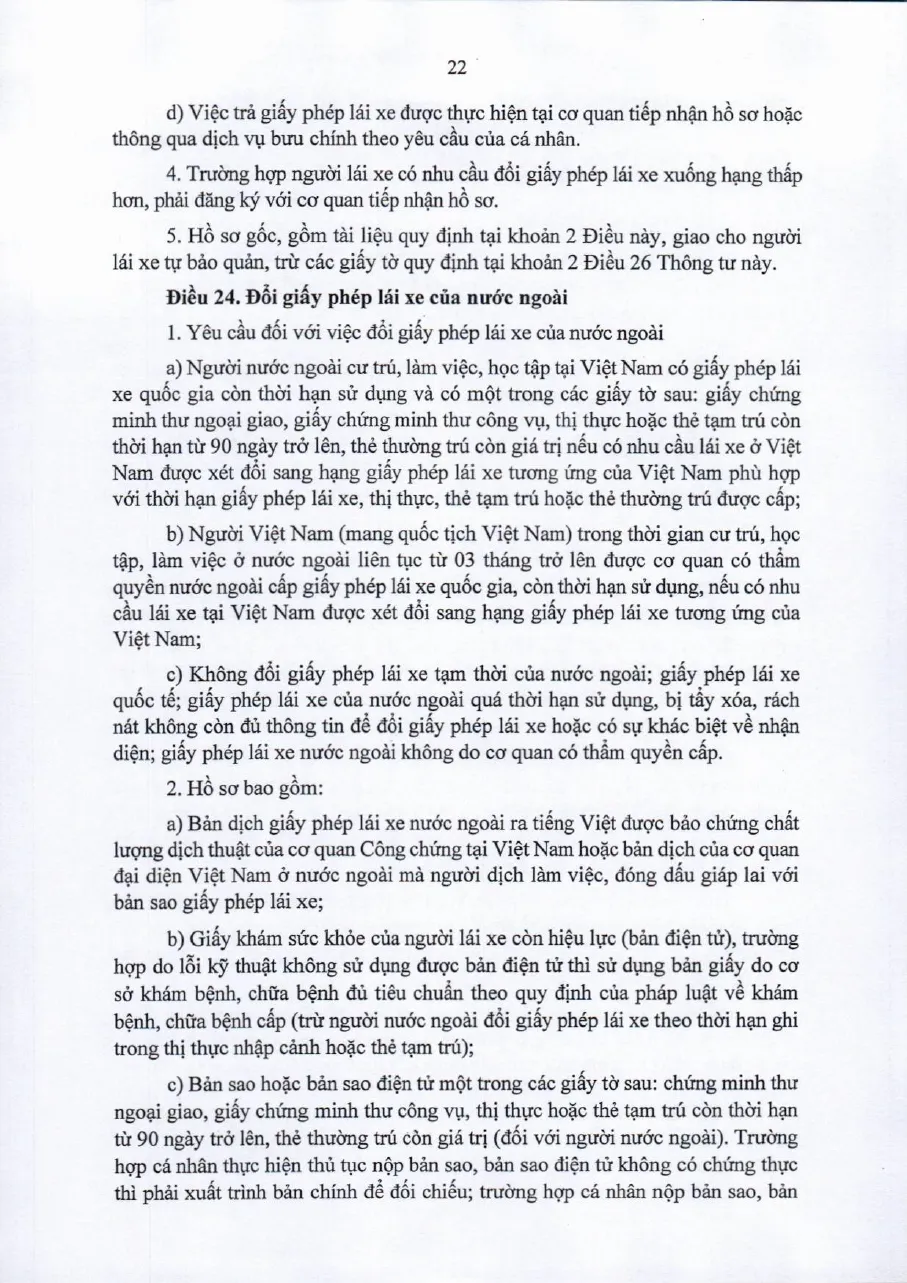 Scanned page of a police circular with the article on converting a foreign driving licence